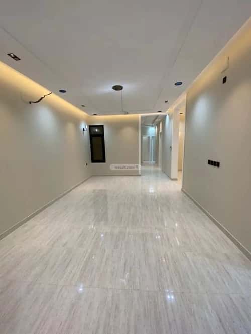 Floor 211 SQM with 6 bedrooms اليرموك، خميس مشيط