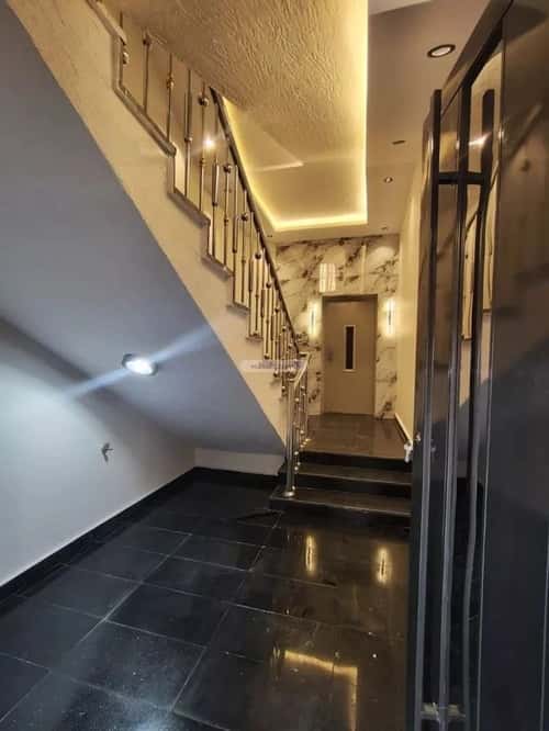 Apartment with 8 Bedrooms Al-Wurud, Khamis Mushait