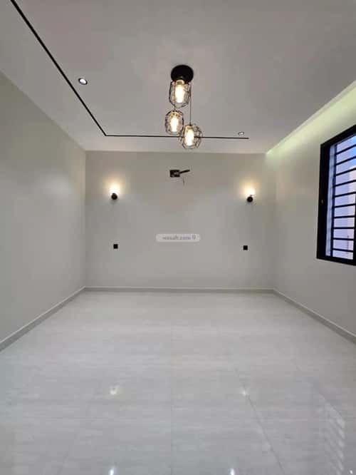 Floor 197 SQM with 6 bedrooms المعلاة، أحد رفيدة