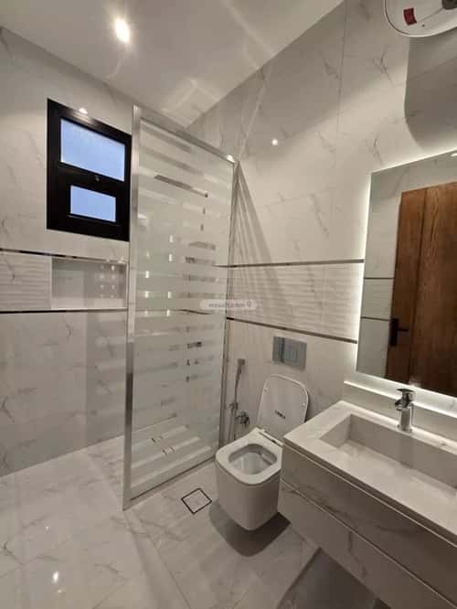 Apartment with 6 Bedrooms Al-Sharafiya, Abha