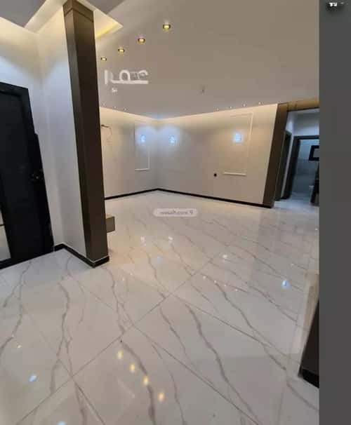 فيلا 270 متر مربع غربية على شارع 20م الفنار، الجموم - بحرة