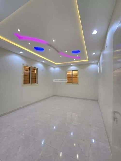 Villa 300 SQM Facing West on 15m Width Street The Light, Khamis Mushait