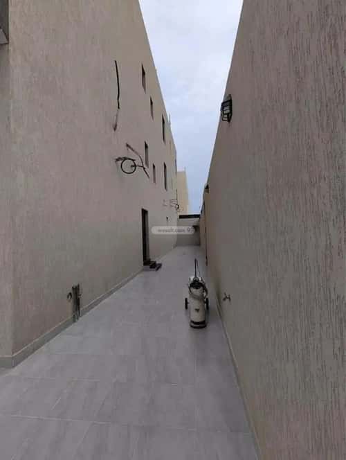 فيلا 435 متر مربع شمالية على شارع 15م الصالحية، شرق جدة، جدة