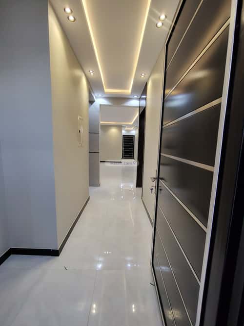 Apartment with 7 Bedrooms Al-Yarmouk, Khamis Mushait
