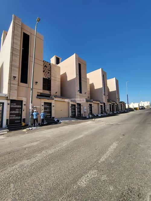 Apartment with 7 Bedrooms Al-Yarmouk, Khamis Mushait