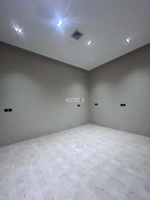 Floor 177 SQM with 4 Bedrooms Al-Janadriyah, East Riyadh, Riyadh