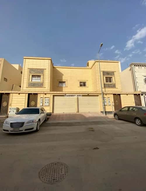 فيلا 250 متر مربع شمالية على شارع 15م العزيزية، جنوب الرياض، الرياض