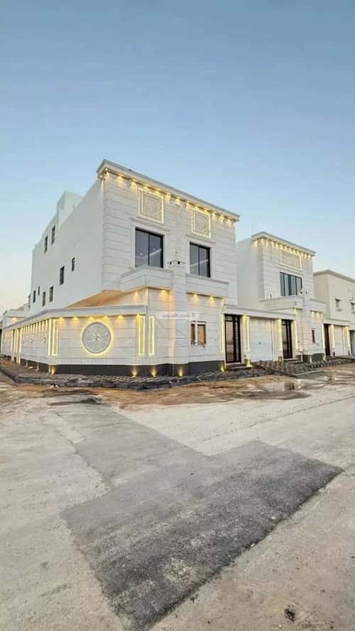 Villa 310.5 SQM Facing North on 15m Width Street Al-Aziziyah, South Riyadh, Riyadh