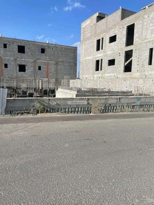 Land 500 SQM Facing South on 15m Width Street Al Khalidiyah, Alttayif