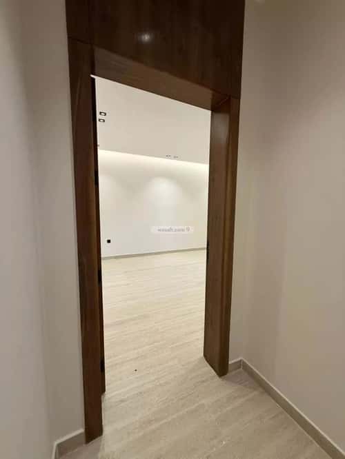 Floor 225.57 SQM with 6 Bedrooms Okaz, South Riyadh, Riyadh