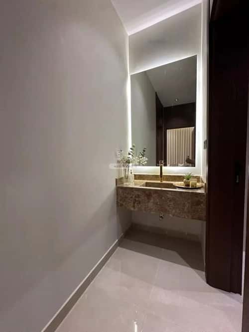 Floor 186 SQM with 4 bedrooms عكاظ، جنوب الرياض، الرياض