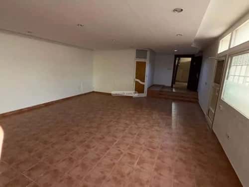 Villa 1425.349 SQM Facing West with 5 Bedrooms Ar-Rabwah, Central Riyadh, Riyadh