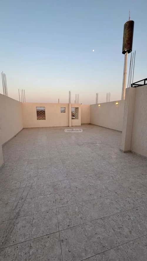 Floor 315 SQM with 6 Bedrooms Abu Mureiha, Madinah
