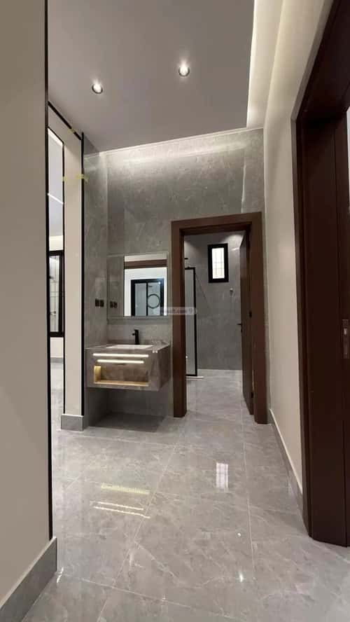 Floor 296 SQM with 7 bedrooms السلام، المدينة المنورة