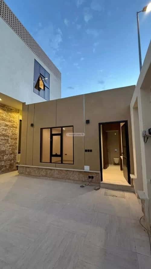 دور 270.8 متر مربع ب 5 غرف نبلاء، المدينة المنورة