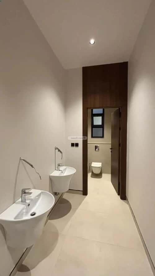 Floor 270 SQM with 5 Bedrooms Haya Nabla, Madinah