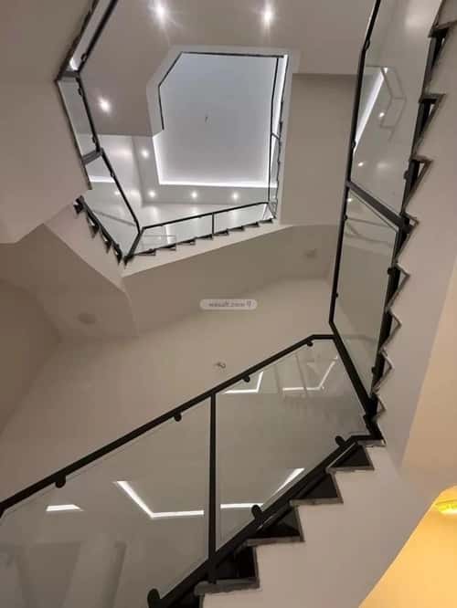 فيلا 413 متر مربع شمالية على شارع 10م الصناعية، المدينة المنورة