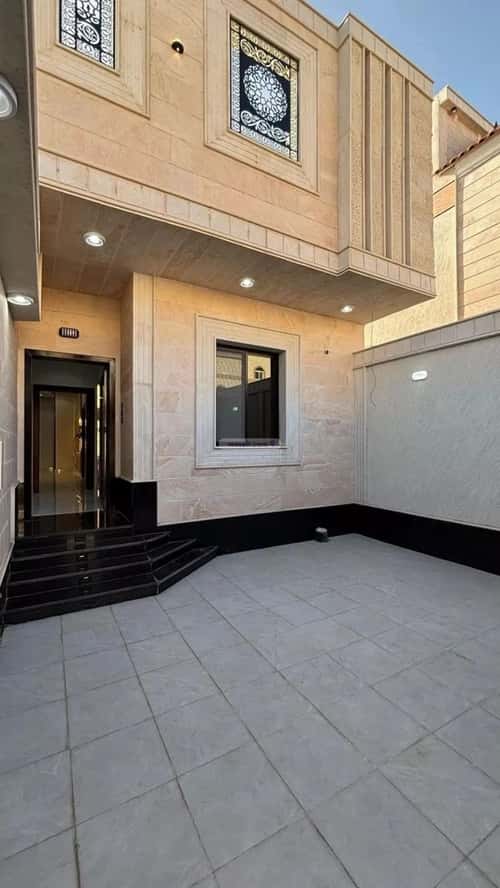 دور 312 متر مربع ب 5 غرف الدفاع، المدينة المنورة