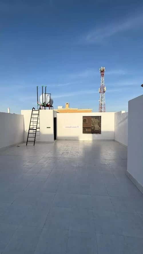 دور 300 متر مربع ب 5 غرف شظاة، المدينة المنورة