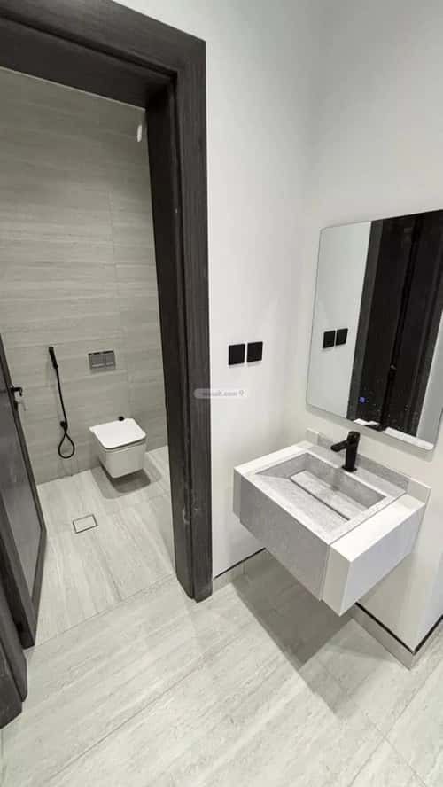 دور 300 متر مربع ب 5 غرف شظاة، المدينة المنورة