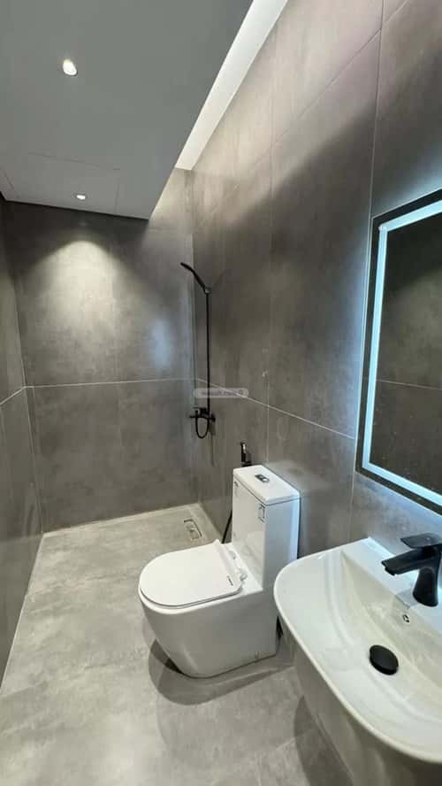 Villa 325 SQM facing South on 14m width street شوران، المدينة المنورة