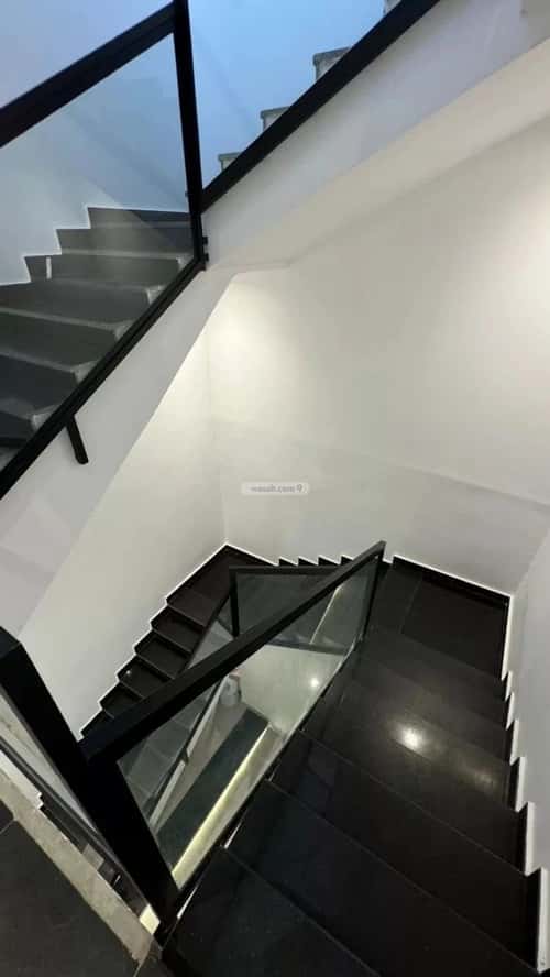 Villa 285 SQM facing South on 16m width street شوران، المدينة المنورة