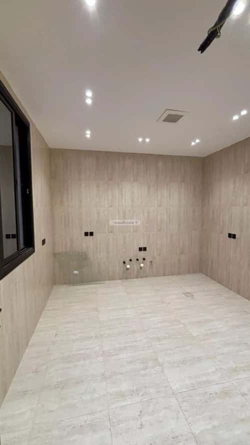 Villa 281 SQM facing North East on 10m width street شوران، المدينة المنورة