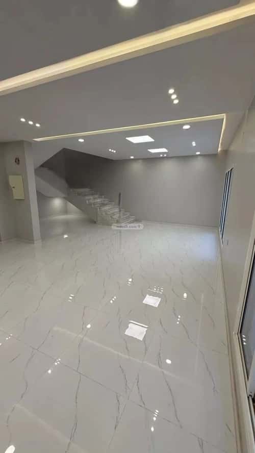 فيلا 220 متر مربع غربية على شارع 16م نبلاء، المدينة المنورة