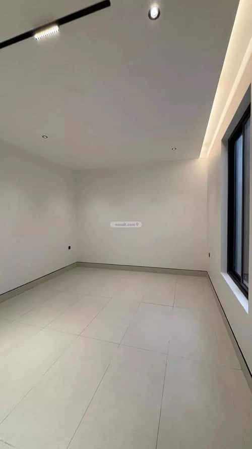 Floor 351 SQM with 6 Bedrooms Haya Nabla, Madinah