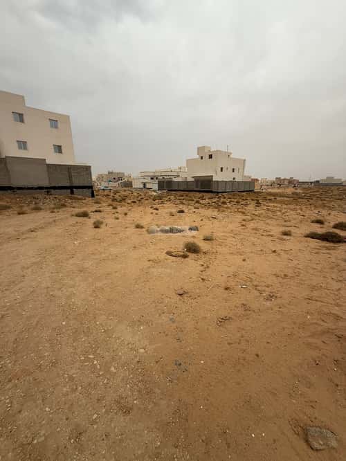 أرض 1050 متر مربع شرقية على شارع 15م الشفق، بريدة