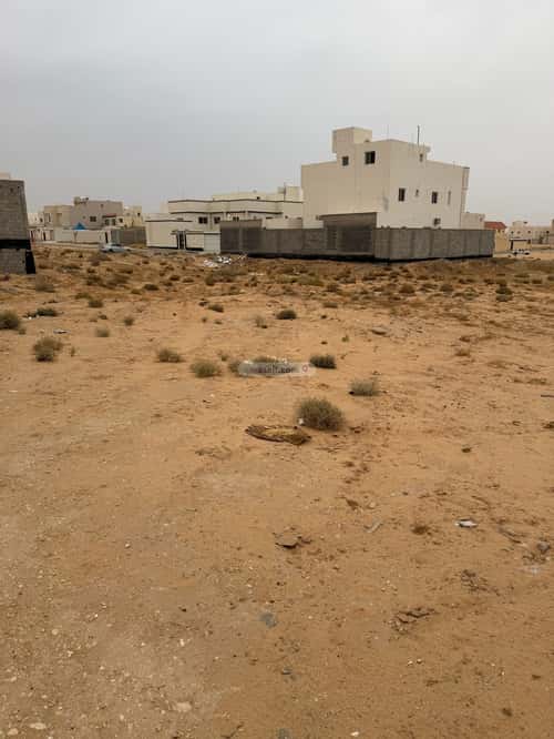 أرض 1050 متر مربع شرقية على شارع 15م الشفق، بريدة