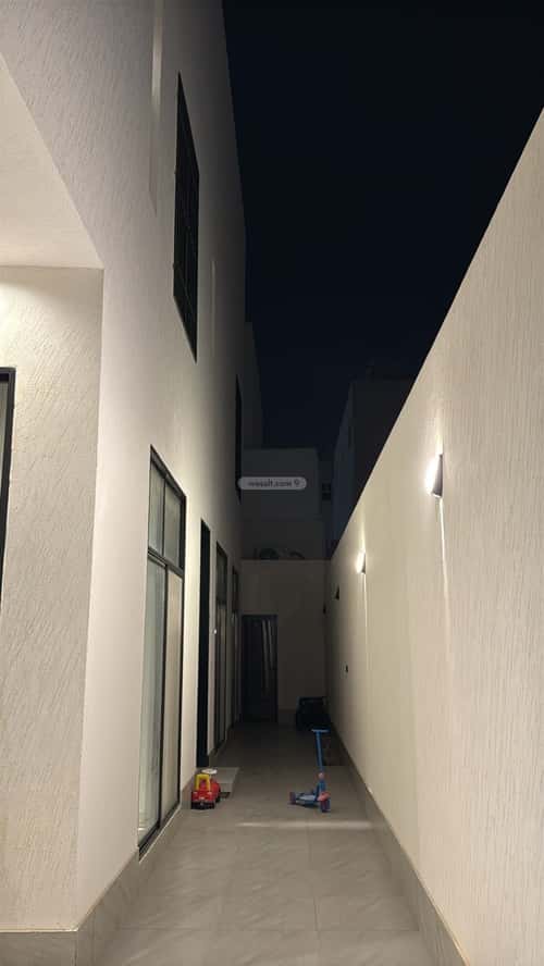 فيلا 220 متر مربع شرقية على شارع 15م An-Narjis, North Riyadh, Riyadh