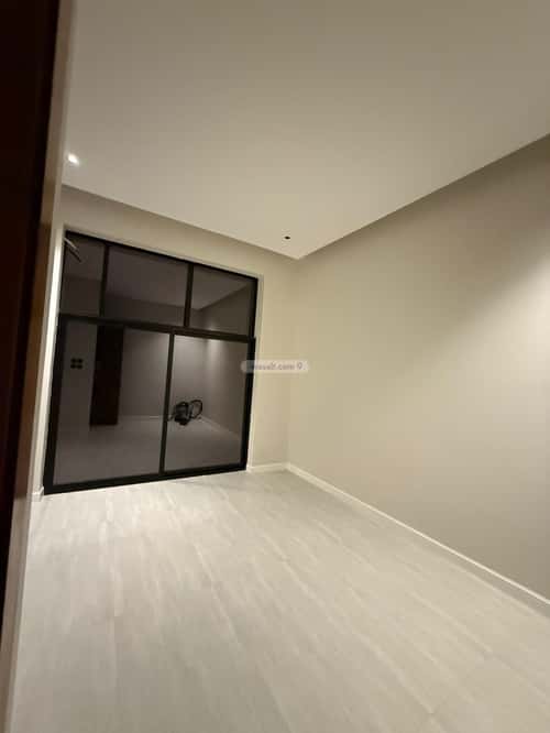 فيلا 220.0019989013672 متر مربع شرقية على شارع 15م النرجس، شمال الرياض، الرياض