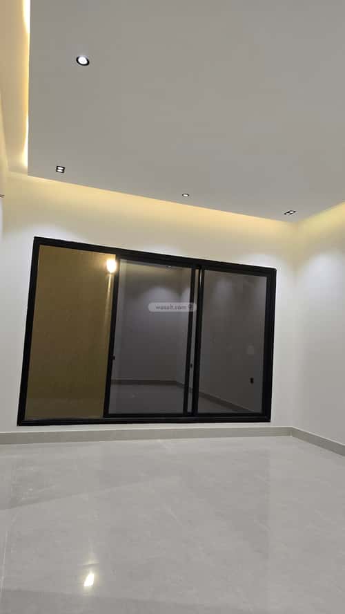 Floor 169 SQM with 6 bedrooms أحد، جنوب الرياض، الرياض