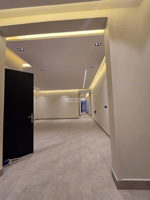 Floor 169 SQM with 6 bedrooms أحد، جنوب الرياض، الرياض