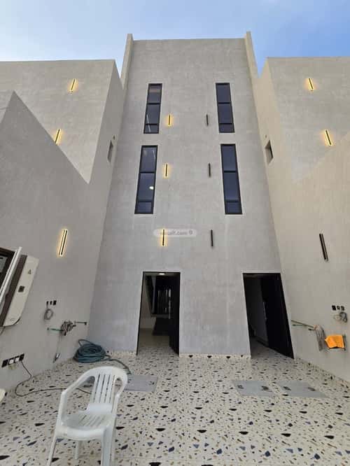 Floor 177 SQM with 5 Bedrooms Al Wasam, East Riyadh, Riyadh