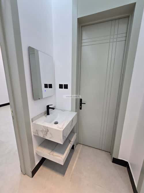 Floor 177 SQM with 5 bedrooms الوسام، شرق الرياض، الرياض