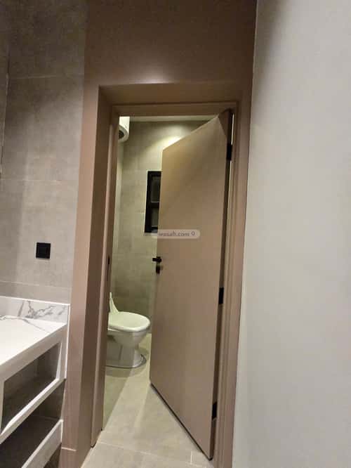 Floor 246 SQM with 9 bedrooms أحد، جنوب الرياض، الرياض