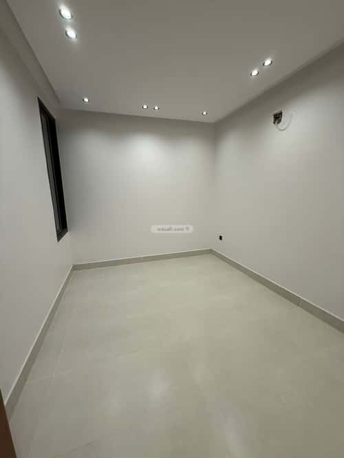 Floor 230.27 SQM with 5 Bedrooms Al-Janadriyah, East Riyadh, Riyadh