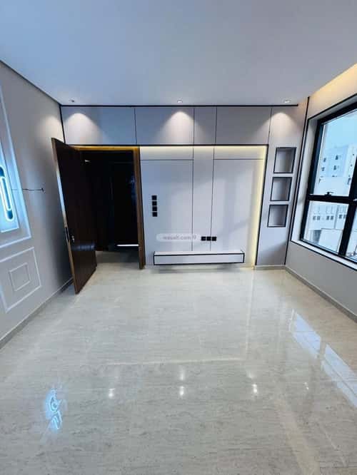 Apartment with 5 Bedrooms Al Rihab 1, Jazan