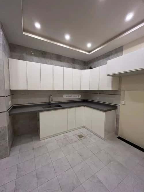 شقة ب 5 غرف العزيزية، شمال جدة، جدة