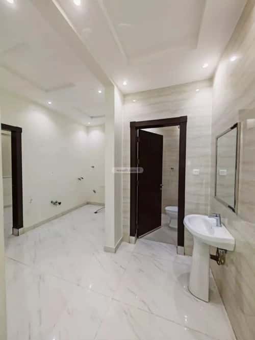 4 bedroom villa in Al Aridh