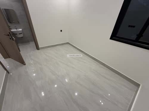 Floor 269 SQM with 5 bedrooms البيان، شرق الرياض، الرياض