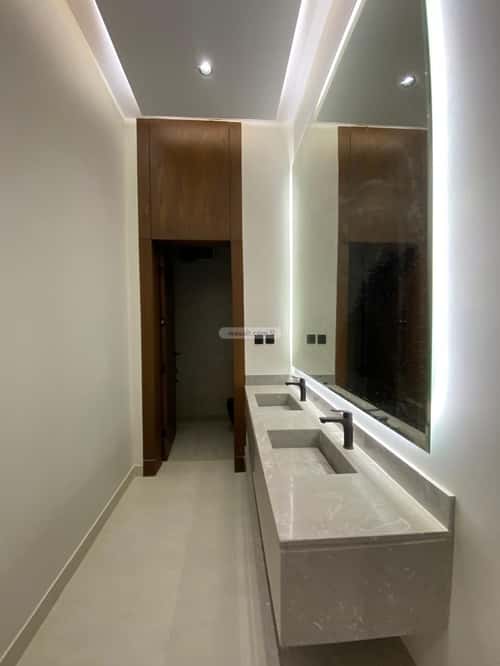 Villa 250 SQM facing East on 15m width street الجنادرية، شرق الرياض، الرياض