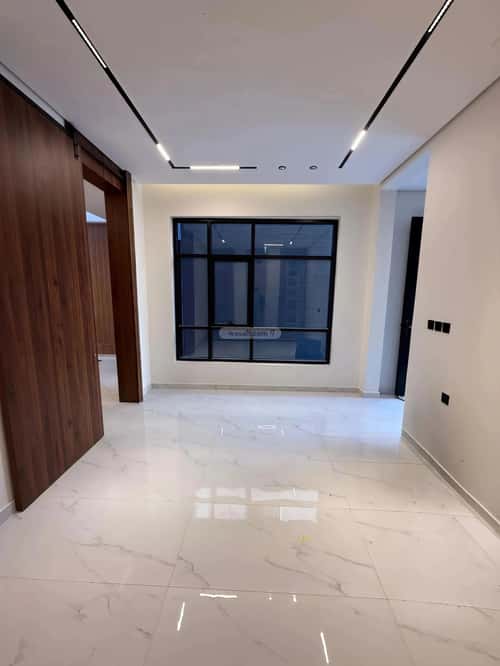 دور 5 غرف في الرمال