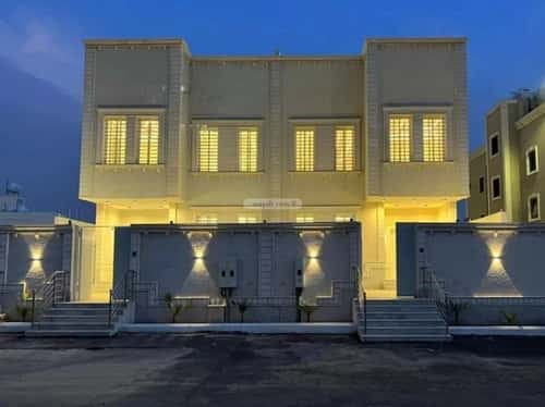 فيلا 300 متر مربع شمالية على شارع 20م الياقوت، أبها