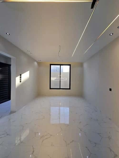 Villa 306 SQM facing East on 20m width street الرحاب، الطائف