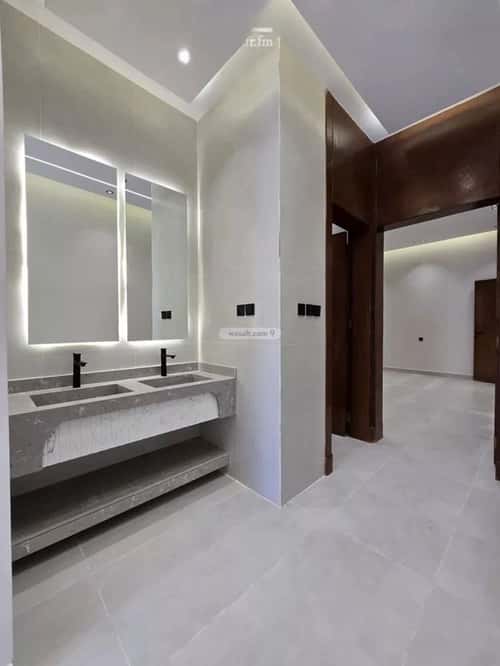 Floor 187 SQM with 6 Bedrooms Al Maamoura, Khamis Mushait