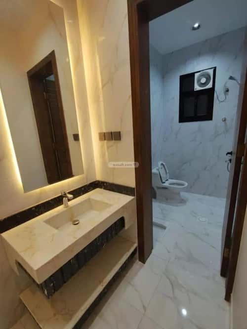 Floor 223 SQM with 6 bedrooms النور، خميس مشيط