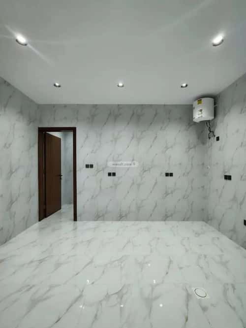 Floor 223 SQM with 6 bedrooms النور، خميس مشيط